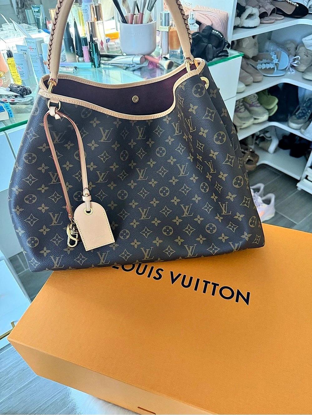 Louis Vuitton Graceful MM Hobo in Brown & Gold